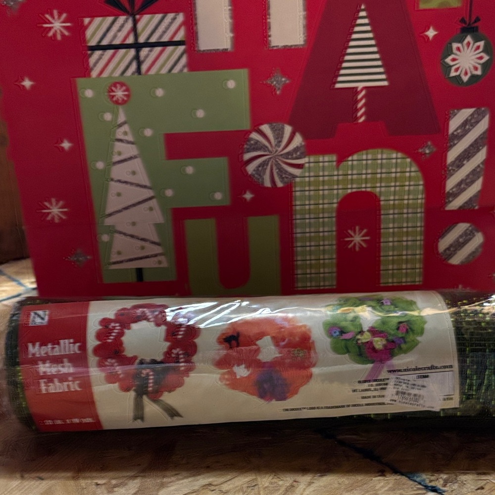 Metallic Mesh Fabric Roll - Green